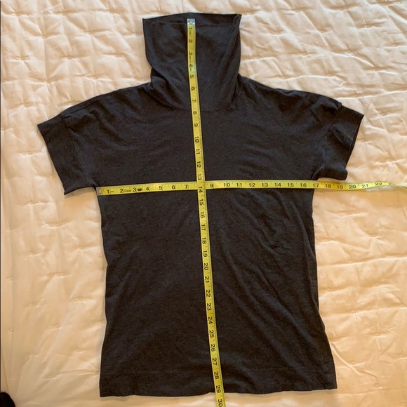 Theory short sleeve turtleneck T-shirt - Picture 6 of 6